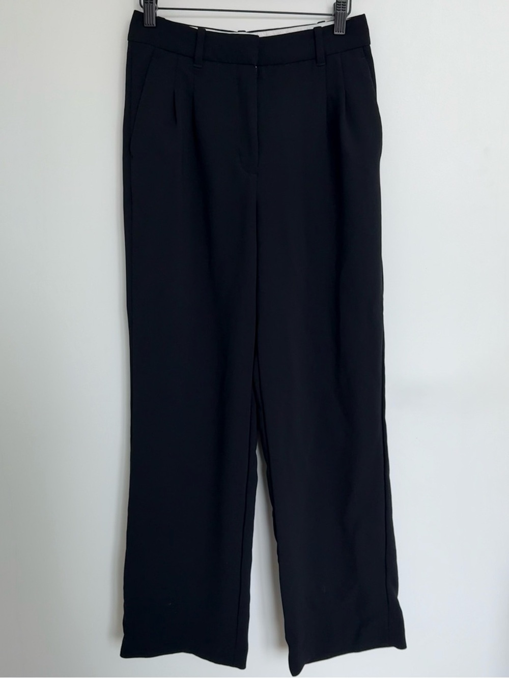 Aritzia Effortless Pants